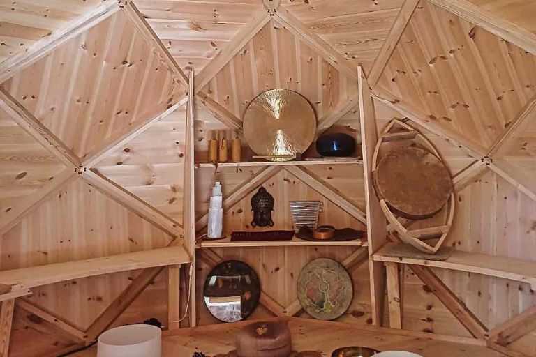 Geodome Klangdome für Meditation und Kontemplation