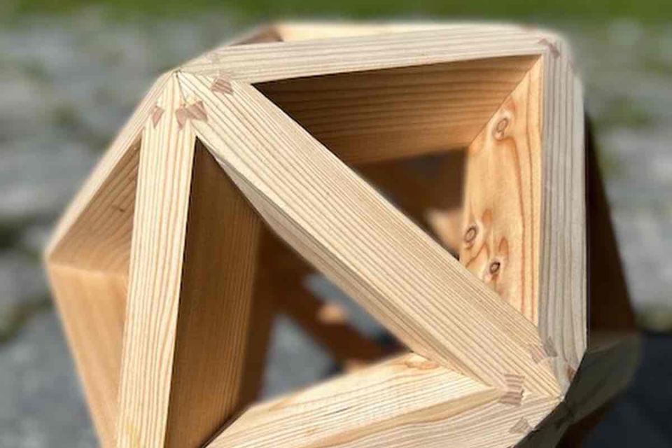 Isokaeder aus Vollholz von Holzspirit Südtirol